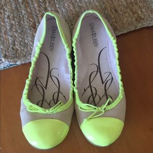 Size 10 women's flats