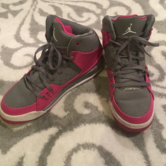 Jordan Shoes - Jordan's 23s woman's