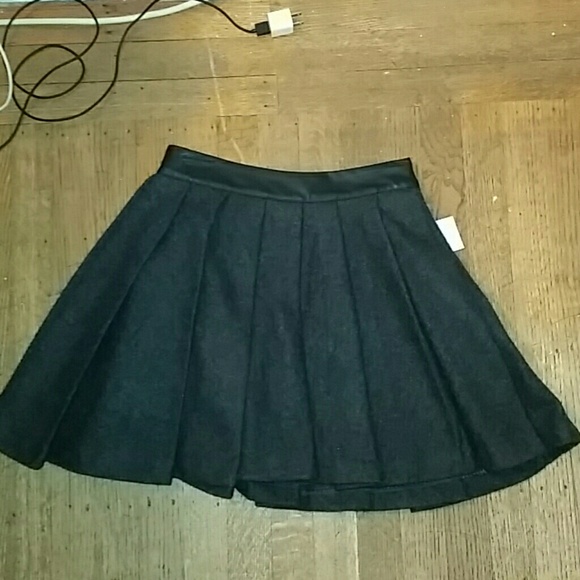 Wool skater skirt