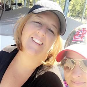 Meet your Posher, Courtney