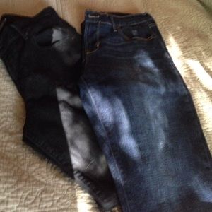 2 Old Navy Curvy Midrise Straight Jeans