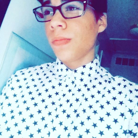 Meet your Posher, Case