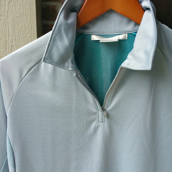 Nike Golf Tech Jacket - Picture 2 of 4