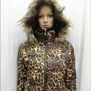 BNWT WOMENS LARGE GUESS PUFFER COAT