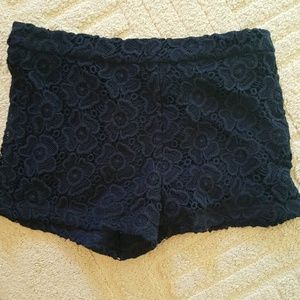 Forever 21 navy lace shorts