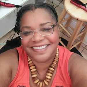 Meet your Posher, Mzz