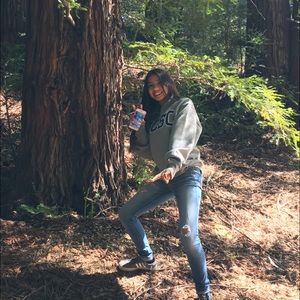 Meet your Posher, Gina