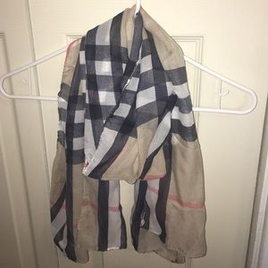 Tan & black scarf