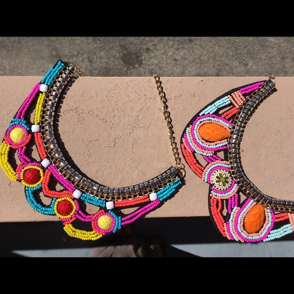 Beautiful statement necklaces - Picture 1 of 4