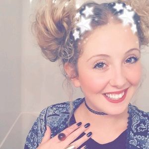 Meet your Posher, Stephanie