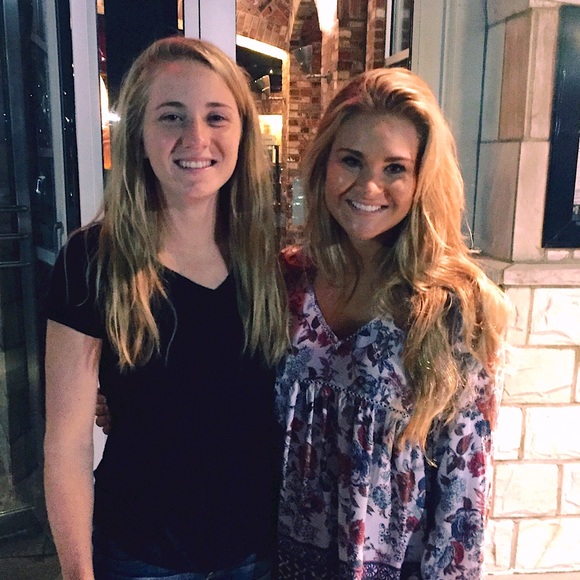 Meet your Posher, Maria - Picture 1 of 1