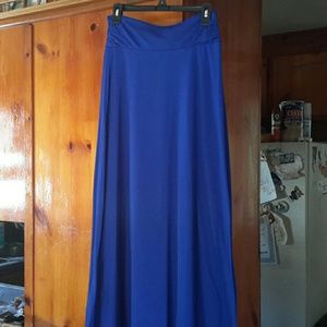 Maurices  maxi skirt size M