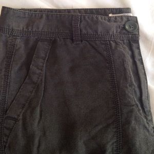 LOFT Linen Cargo Pants. Olive. Size 12