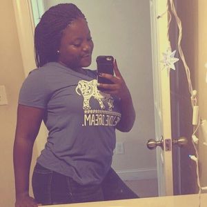 Meet your Posher, Evonia