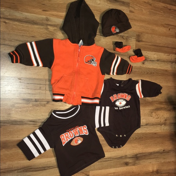 NFL Cleveland Browns set, 12 months