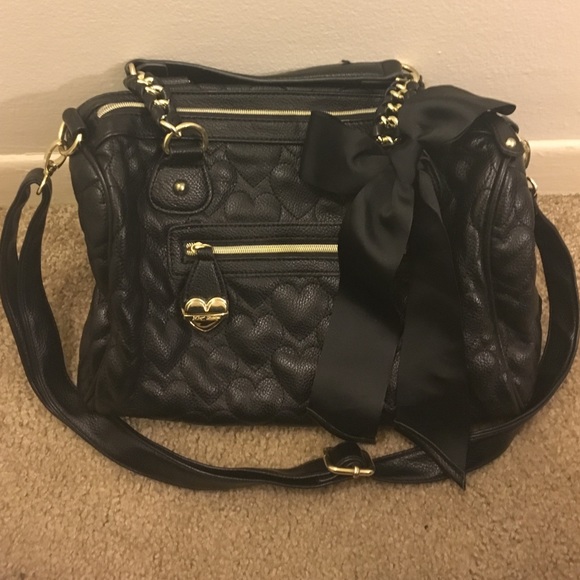 🎉 Price Drop!! Betsey Johnson Satchel