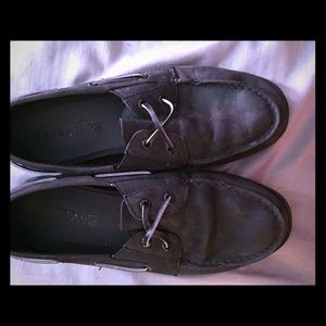 Sperrys boys fits women's 6.5