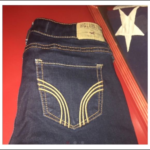 Hollister Dark wash
