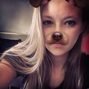 Meet your Posher, Elli