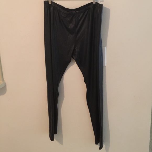 Faux leather leggings