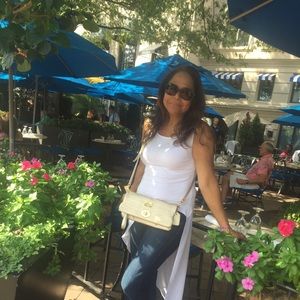 Meet your Posher, Luisa