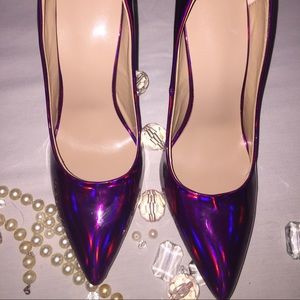 ❌SOLD❌Metallic pink/purple pointed toe shoe.