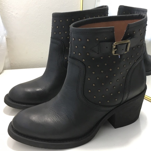 Reduced🎉💸New Lucky Brand Stud Ankle Boots
