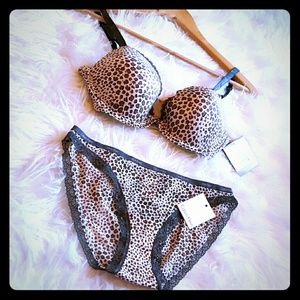 Calvin Klein push up bra and bottoms up bikini NEW