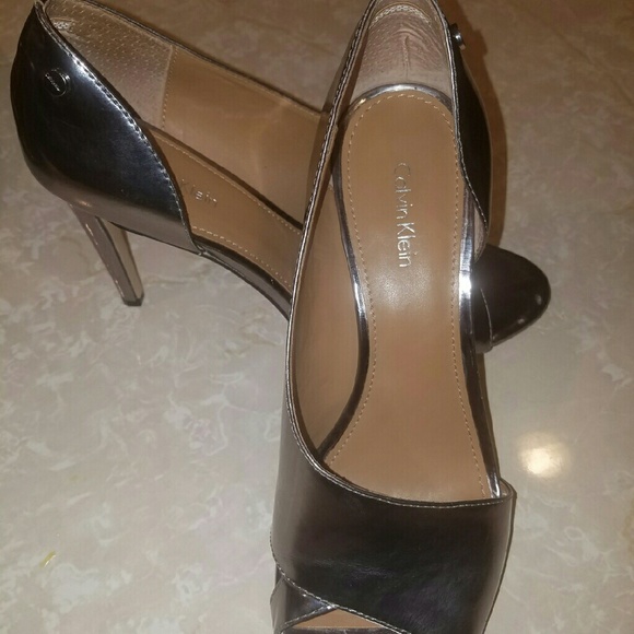 Calvin Klein Silver Shoes - Picture 1 of 4