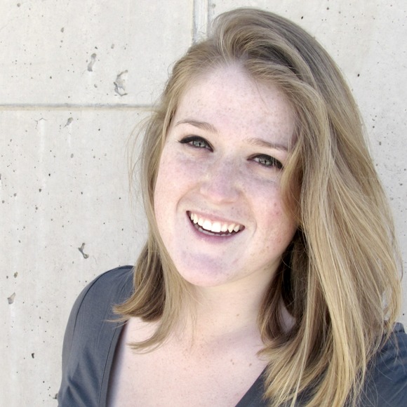 Meet your Posher, Leslie - Picture 1 of 1