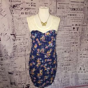 Floral ruffles mini dress