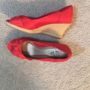 Life Stride Wedge Shoes