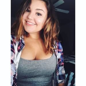 Meet your Posher, Katelyn