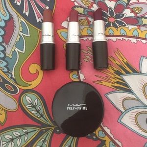 MAC Lipstick & Translucent Powder Bundle!