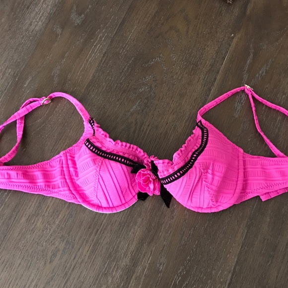 Betsey Johnson bright pink swim top