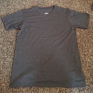 V-neck tee
