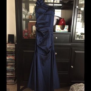 Navy blue mermaid ball gown