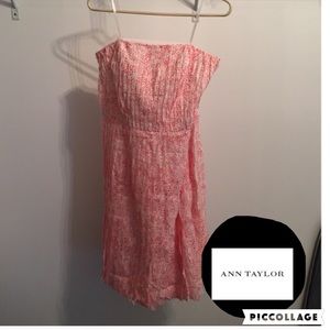 ✨Ann Taylor strapless red &white dress