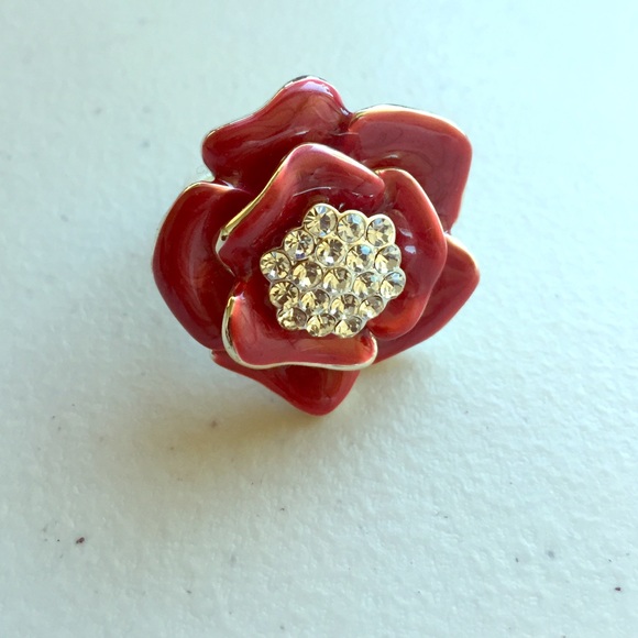 Flower decorative ring with crystal elements - Picture 1 of 4