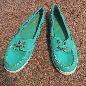 Green Old Navy Boat shoes