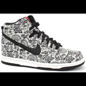 NIKE Dunk High Amor *rare*