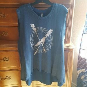 Oversize sleeveless sweater