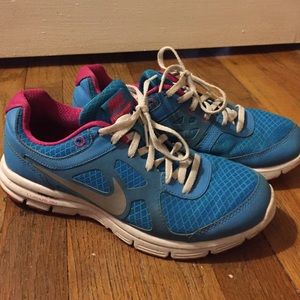 Gently used nikes