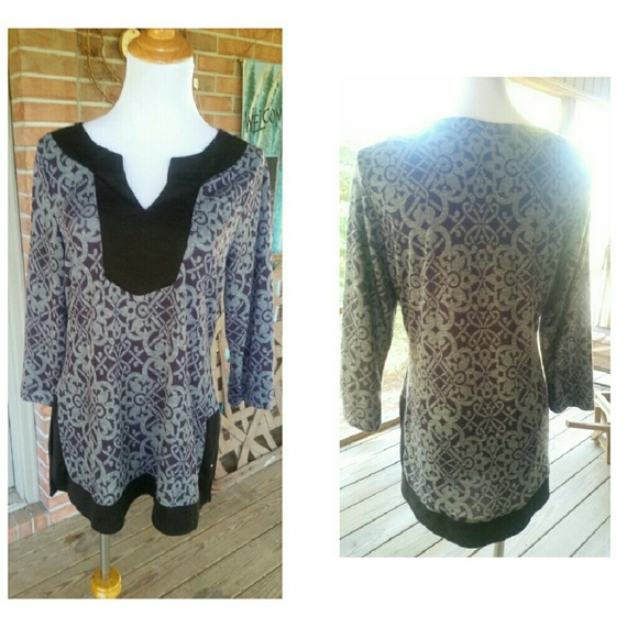 Jacklyn Smith Tops - Cute Little Tunic!!!