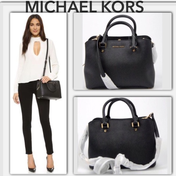 Michael Kors Handbags - Michael Kors Savannah Satchel