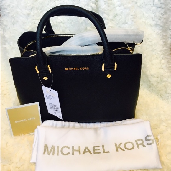 Michael Kors Savannah Satchel - Picture 2 of 3