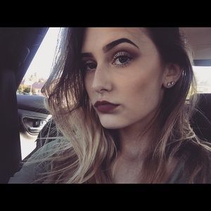 Meet your Posher, Deneen