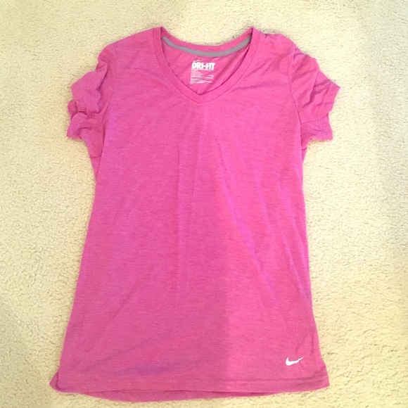 Women's Dri-fit Nike Tee - Picture 1 of 2