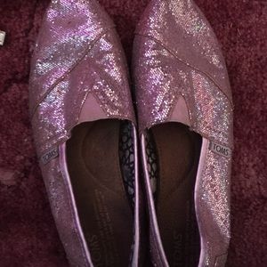 Pink sparkly toms