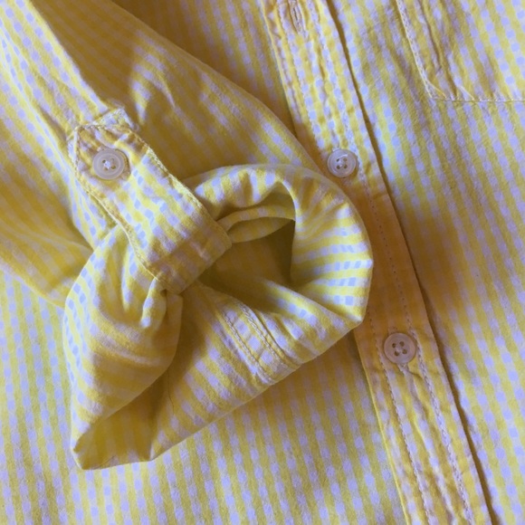 Square button down shirt 👔 - Picture 3 of 4